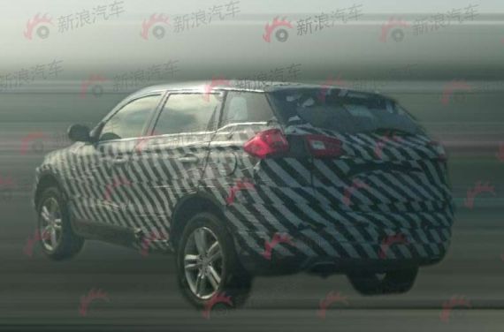 吉利全新SUV曝光 对抗哈弗H6 Coupe 吉利全新SUV曝光 对抗哈弗H6 Coupe