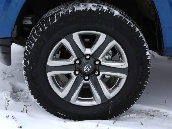 新款丰田Tacoma官图曝光 将亮相北美车展 新款丰田Tacoma官图曝光 将亮相北美车展