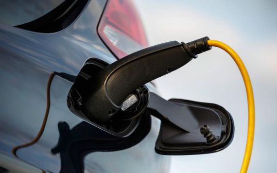 奔驰C350插电混动版发布 北美车展首发 奔驰C350插电混动版发布 北美车展首发