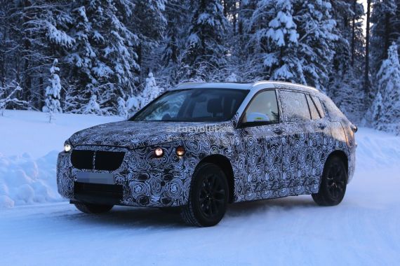 宝马X1七座版谍照