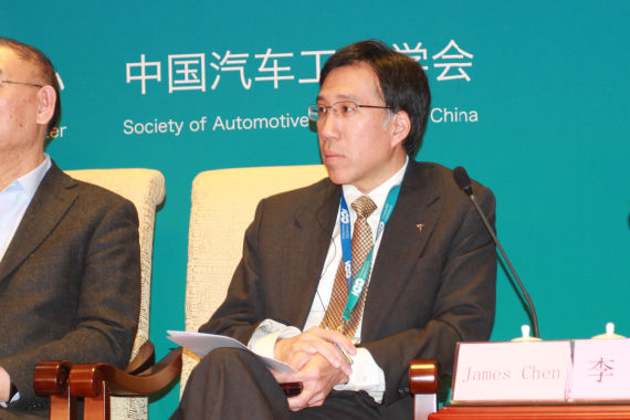 特斯拉汽车全球副总裁 James Chen