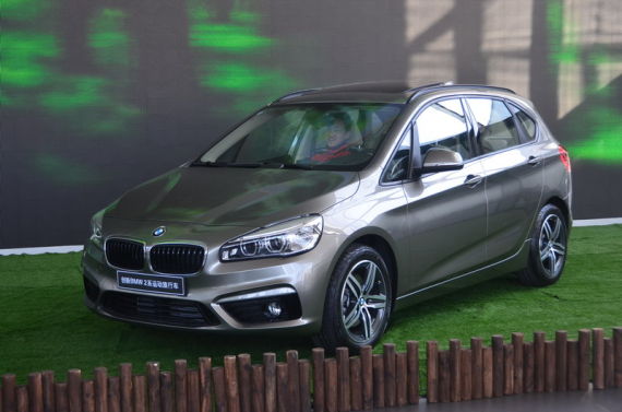 BMW 2系运动旅行车新车发布