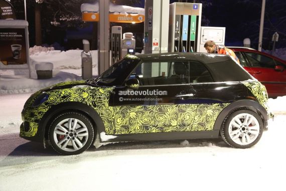 MINI JCW敞篷版谍照曝光 或明年上市