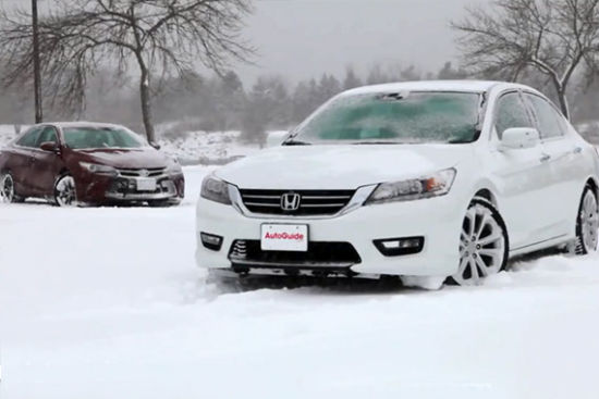 视频：2015款丰田凯美瑞vs.本田雅阁（译制）