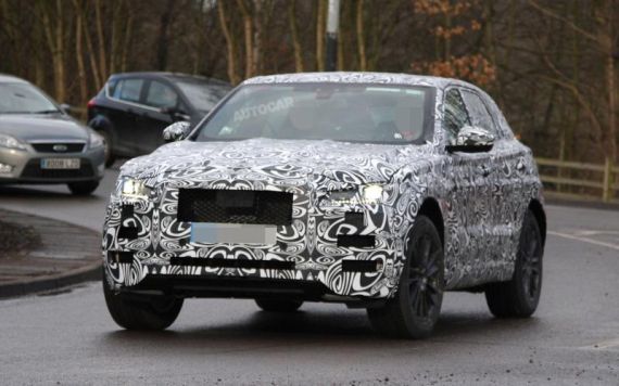 捷豹F-Pace谍照