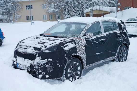 新一代起亚智跑谍照