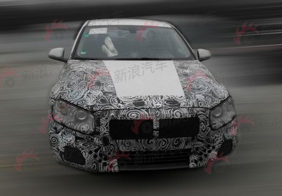 全新宝马1系三厢国内曝光