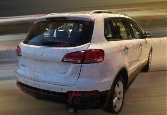 众泰T500无伪谍照曝光 借鉴途观造型