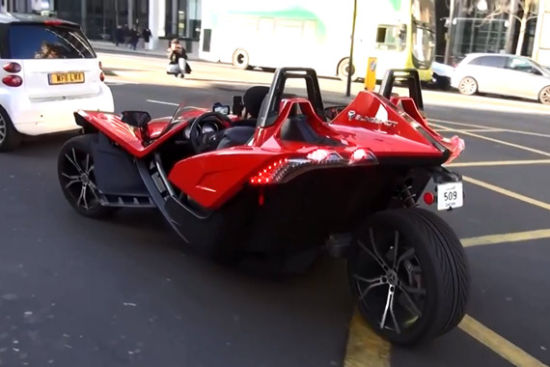视频：Polaris Slingshot高性能三轮汽车
