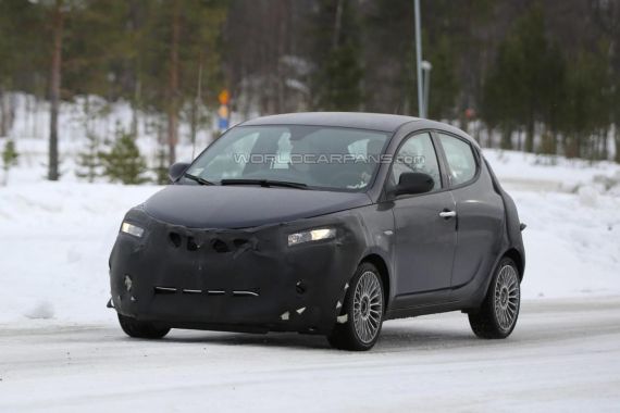 改款蓝旗亚Ypsilon曝最新谍照 