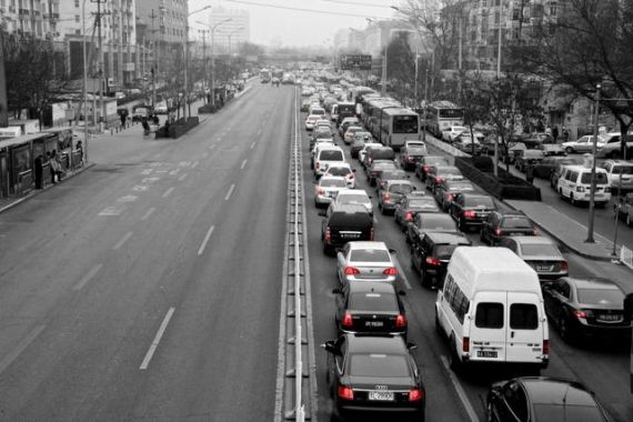 拥堵路段如何跟车不被加塞 拥堵路段如何跟车不被加塞