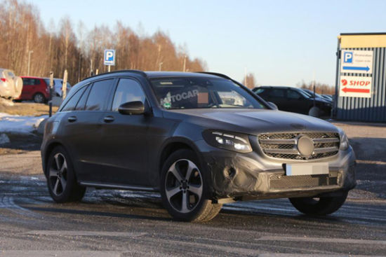 奔驰GLC轻伪装谍照曝光 今夏上市