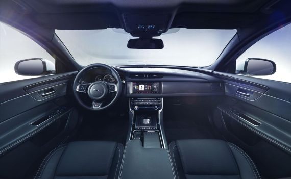 捷豹发布新一代XF内饰照