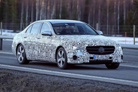 新一代奔驰E级谍照