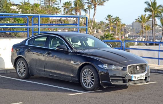 捷豹“蓝色E”系列谍照