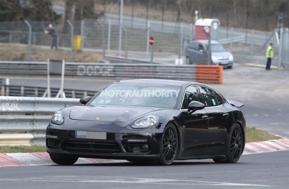 全新第二代保时捷Panamera路试谍照