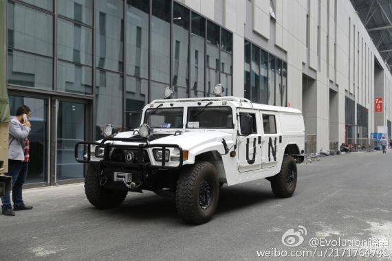 上海车展亮相东风猛士，联合国涂装。