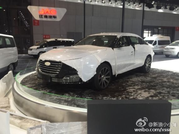 似奥迪某车型 江淮A60车展准备就绪