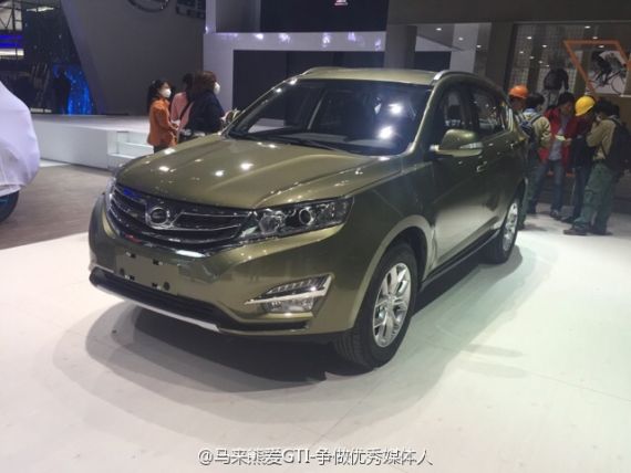 全新陆风X5 2.0T现身车展 内饰大不同