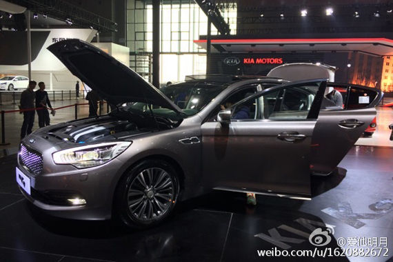 起亚全新旗舰K9现身 将配3.8L+8AT动力