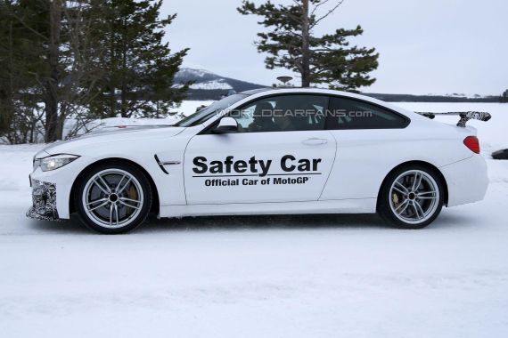 宝马M4高性能版