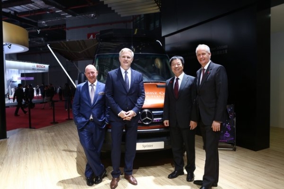 新浪汽车对话福建奔驰高层