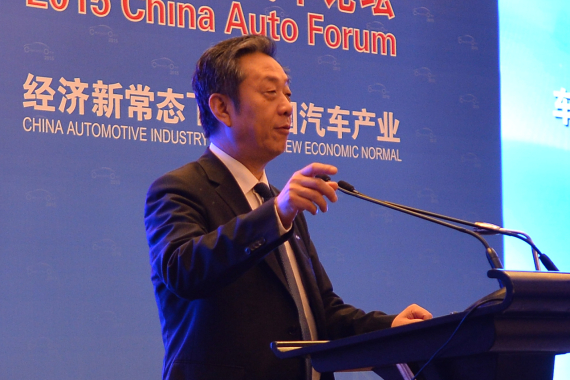 中国汽车工业协会常务副会长兼秘书长董扬