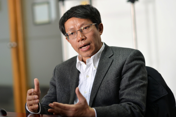 清华李克强：修正行业智能汽车观