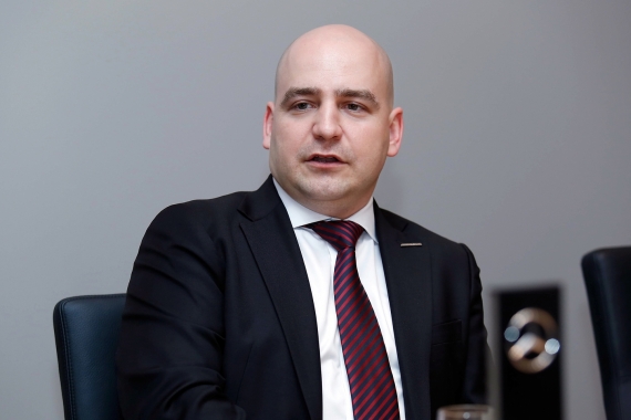 北京梅赛德斯-奔驰销售服务有限公司AMG品牌总监何睿思