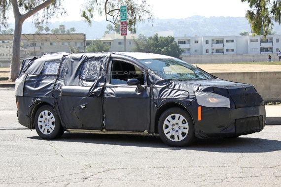 新一代克莱斯勒大捷龙谍照