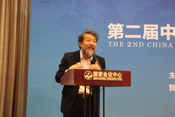 厦门理工学院中国未来巴士系统研究中心教授王健 厦门理工学院中国未来巴士系统研究中心教授王健