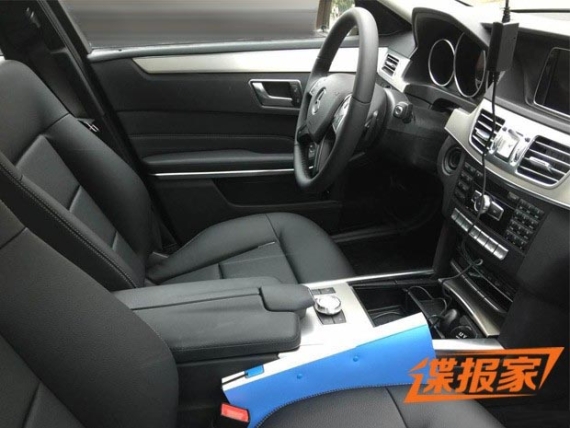 奔驰E级旅行版无伪谍照