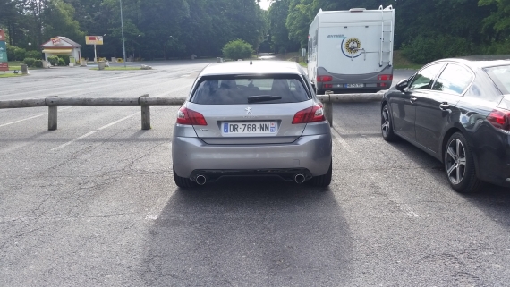 全新标致308 GTi无伪装谍照