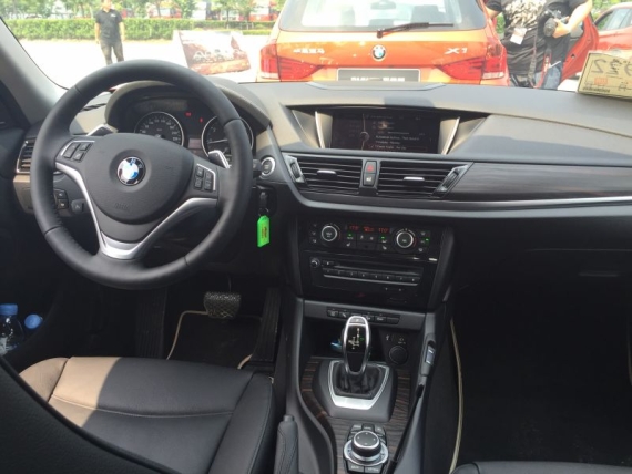 内饰新增珠光装饰条