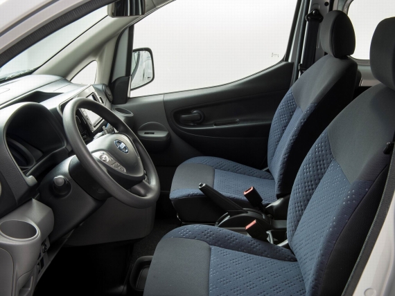 日产发布e-NV200七座电动车