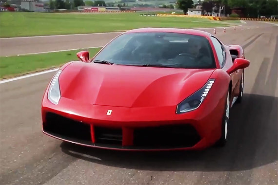 视频：法拉利488 GTB费奥拉诺赛道测试