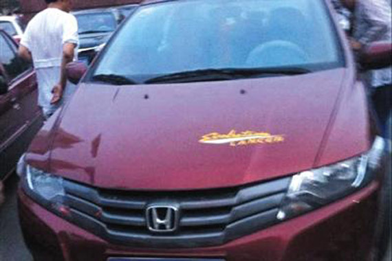 视频：女童遭幼儿园园长遗忘车内窒息身亡