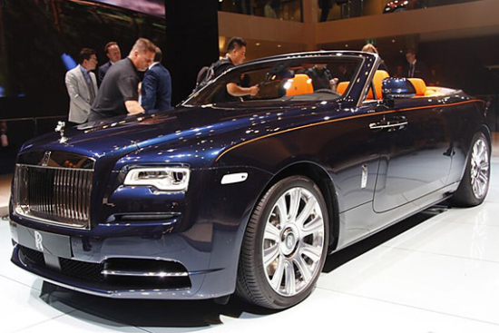 视频：胖哥带你看车展 劳斯莱斯曜影