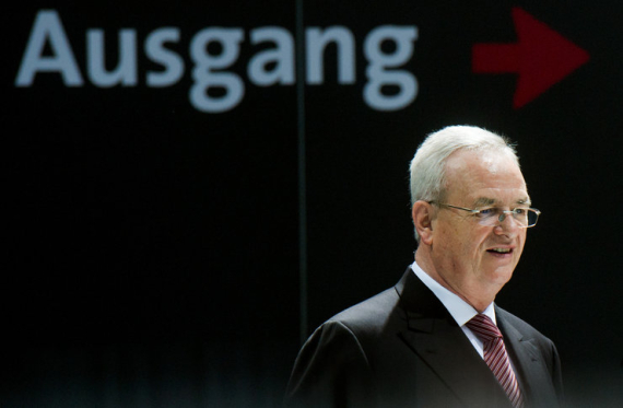 文德恩辞职难平众怒 智能欺骗致神话破产