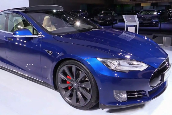 视频：先行者 2016特斯拉Model S P90D