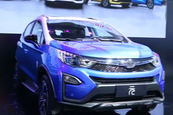 视频：2015广州车展必看车型比亚迪 元