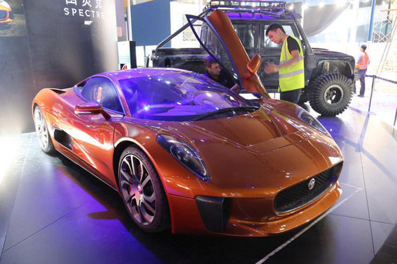 视频：2015广州车展热点新车捷豹C-X75