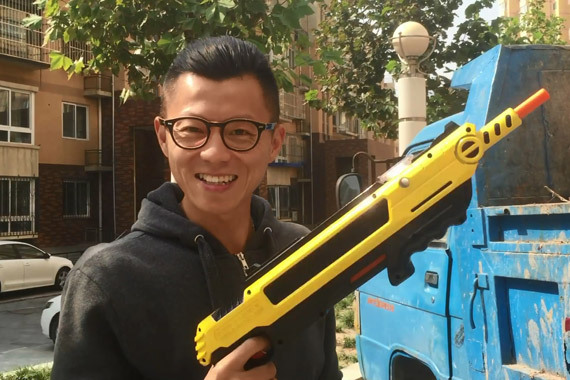 视频：[萝卜实验室]之重火力灭蝇神器