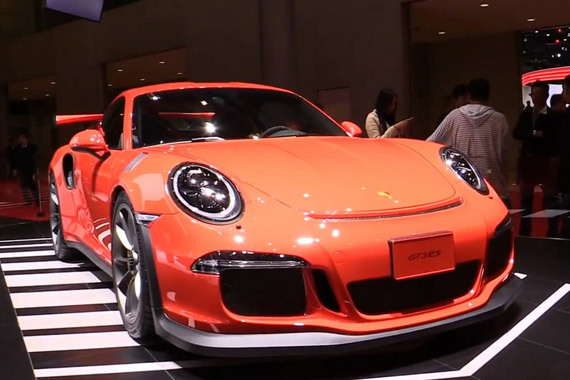 视频:外表温和动力惊人 保时捷911 GT3