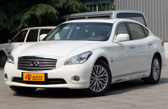 2012款英菲尼迪m25l豪华版