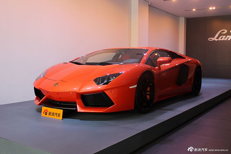 兰博基尼 Aventador LP700-4 到店实拍