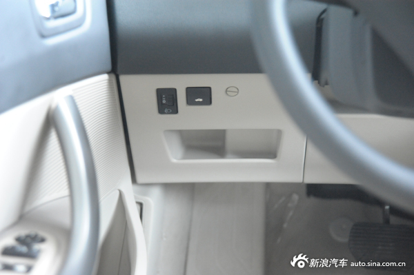 2012款东风标致408 东风标致408内饰图片20130190 汽车高清图片