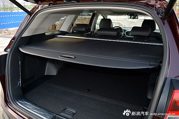 2015款索兰托L 2.0T GDI汽油四驱尊贵版5座