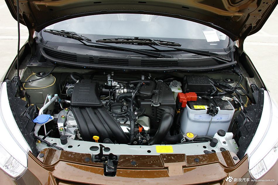 2014款启辰R30 1.2L手动优享版到店实拍