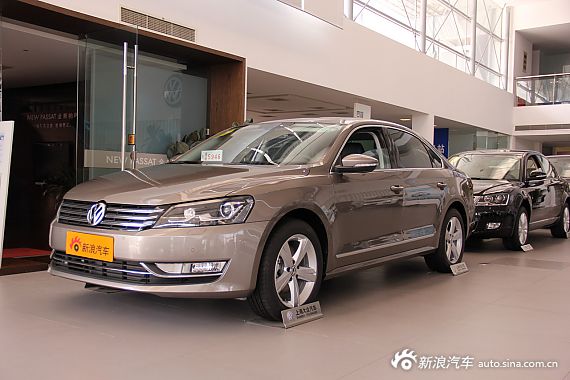 2013款帕萨特现金优惠1.3万 少量现车